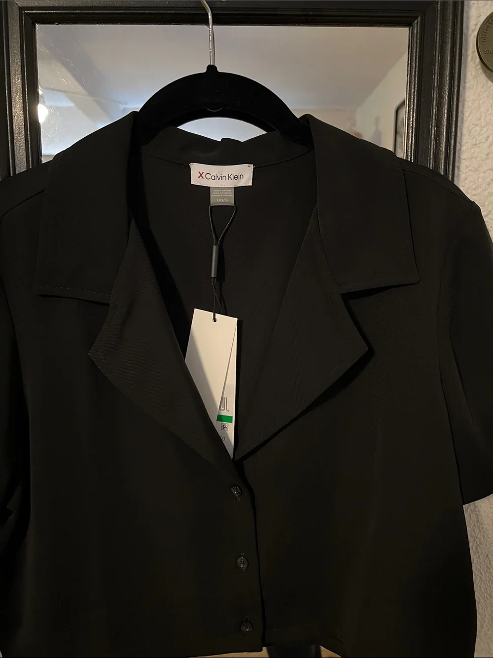 Calvin Klein Black Cropped Button-Front Top - Picture 5 of 12